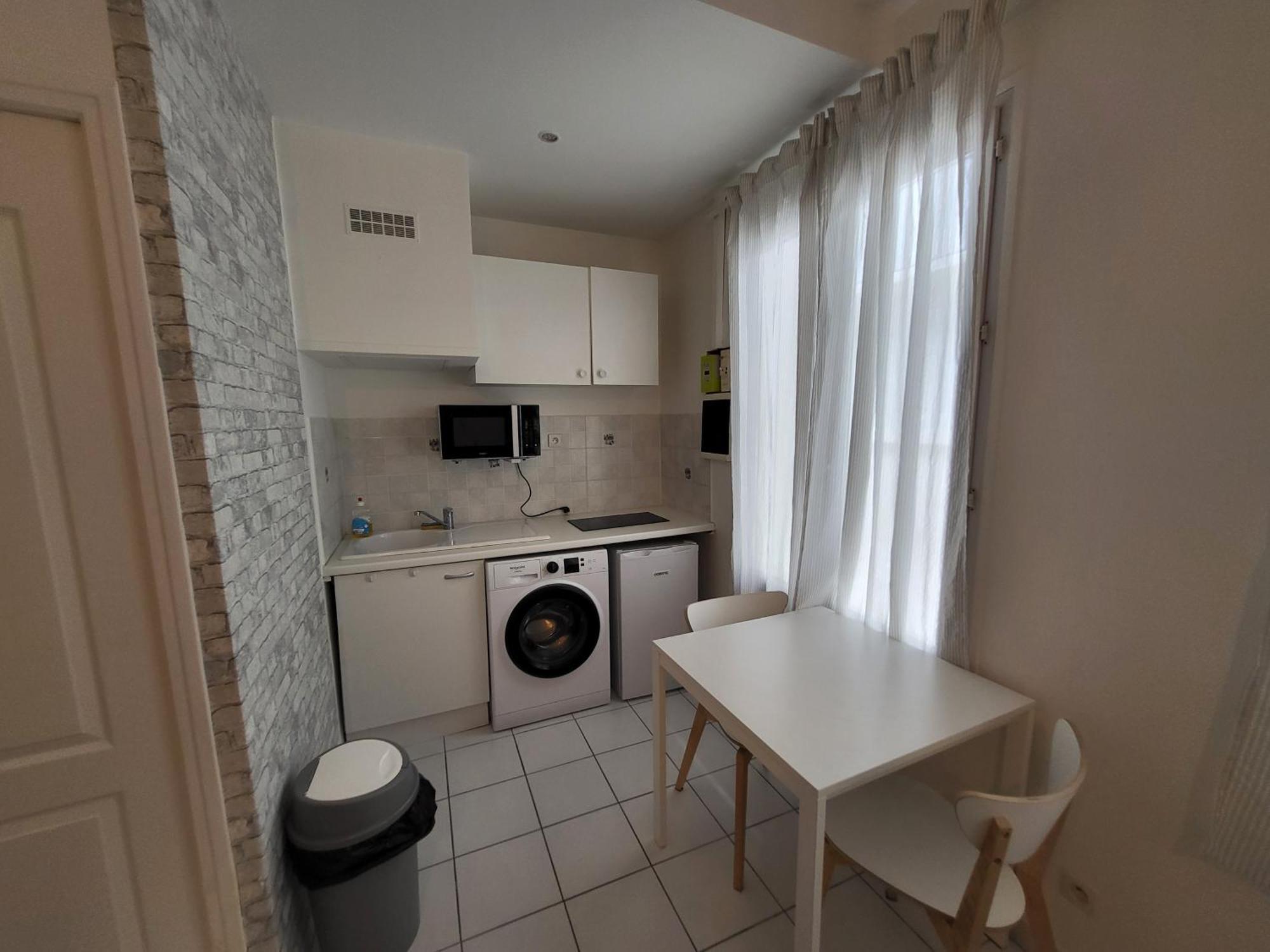 איסי-לה-מולינו Appartement Spacieux 28M2 Avec Chambre Separee מראה חיצוני תמונה