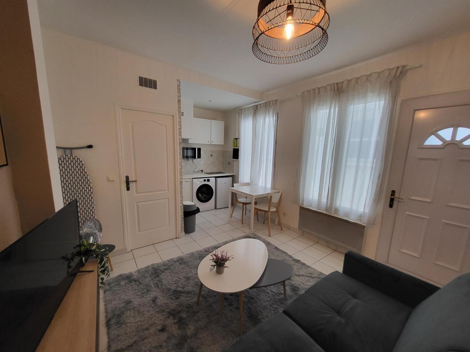 איסי-לה-מולינו Appartement Spacieux 28M2 Avec Chambre Separee מראה חיצוני תמונה